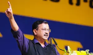 केजरीवाल ने ईडी के समन को बताया अवैध व राजनीति से प्रेरित केजरीवाल ने ईडी के समन को बताया अवैध व राजनीति से प्रेरित
