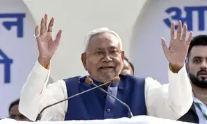 नीतीश कुमार मिशन-2024 में व्यस्त, माफिया बना रहे पुलिस को निशाना