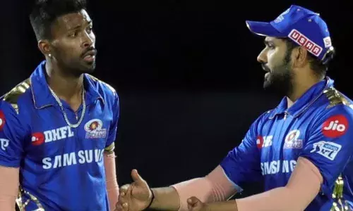 मुंबई इंडियंस की कप्तानी से हटाए जाने पर क्या सच में भावुक हुए रोहित शर्मा? जानिए वायरल वीडियो की सच्चाई मुंबई इंडियंस की कप्तानी से हटाए जाने पर क्या सच में भावुक हुए रोहित शर्मा? जानिए वायरल वीडियो की सच्चाई