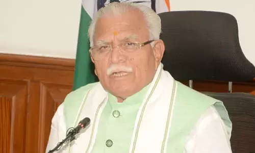 हरियाणा के मुख्यमंत्री ने सफाई व्यवस्था में लापरवाही के कारण एमसीजी कमिश्‍नर समेत अन्य पर जुर्माना लगाया