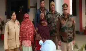 बागपत में गांजा तस्करी करने के आरोप में दो महिला गिरफ्तार बागपत में गांजा तस्करी करने के आरोप में दो महिला गिरफ्तार