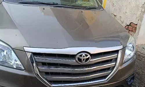 घर में खड़ी थी कार और टोल नाके पर कट गए पैसे घर में खड़ी थी कार और टोल नाके पर कट गए पैसे