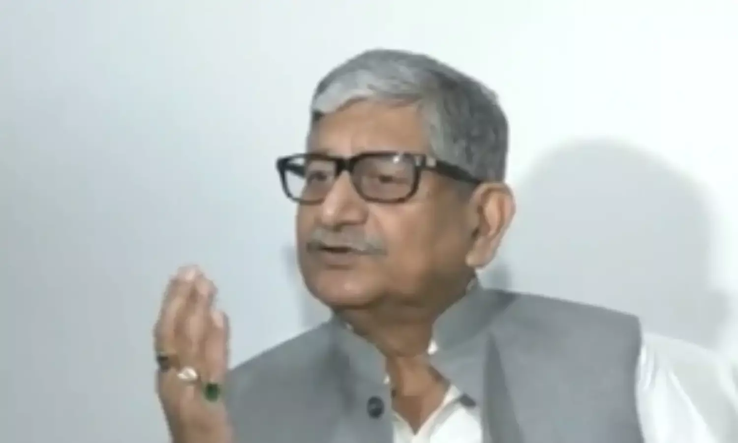 जदयू अध्यक्ष ललन सिंह के आवास पहुंचे नीतीश, 10 मिनट बाद लौटे