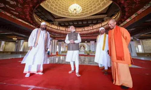 यूपी में बीजेपी अजेय, फिर भी नहीं छोड़ रही कोई कसर