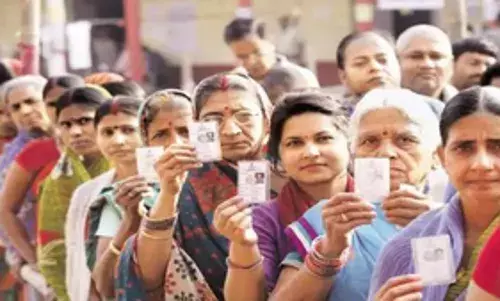 चुनाव का समय आ गया है और यूपी में जाति का मामला एक बार फिर गरमा गया है चुनाव का समय आ गया है और यूपी में जाति का मामला एक बार फिर गरमा गया है