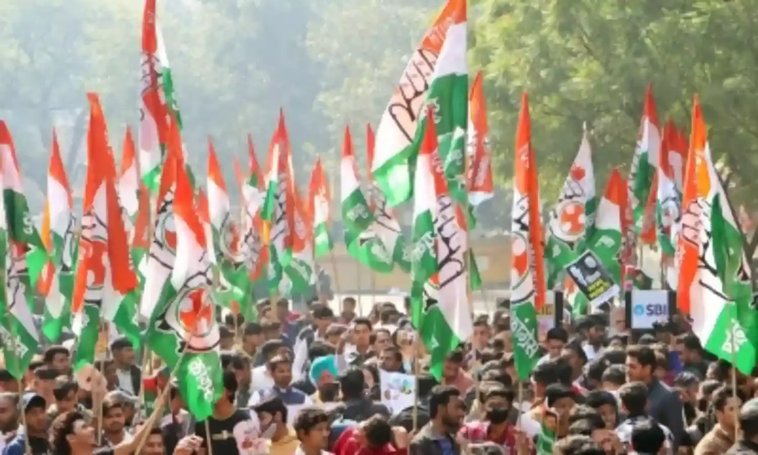 केरल में कांग्रेस सबसे आगे, सीपीएम के नेतृत्व वाला एलडीएफ पिछड़ा; भाजपा तीसरे नंबर पर