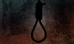 पिता की आत्महत्या के पांच साल बाद, आईबी अधिकारी की बेटी ने दिल्ली में की खुदकुशी पिता की आत्महत्या के पांच साल बाद, आईबी अधिकारी की बेटी ने दिल्ली में की खुदकुशी