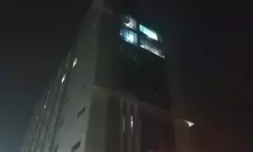 लिफ्ट गिरने के मामले में दो महिलाएं समेत 5 अरेस्ट, एवफिस कंपनी के मालिक पर एफआईआर लिफ्ट गिरने के मामले में दो महिलाएं समेत 5 अरेस्ट, एवफिस कंपनी के मालिक पर एफआईआर