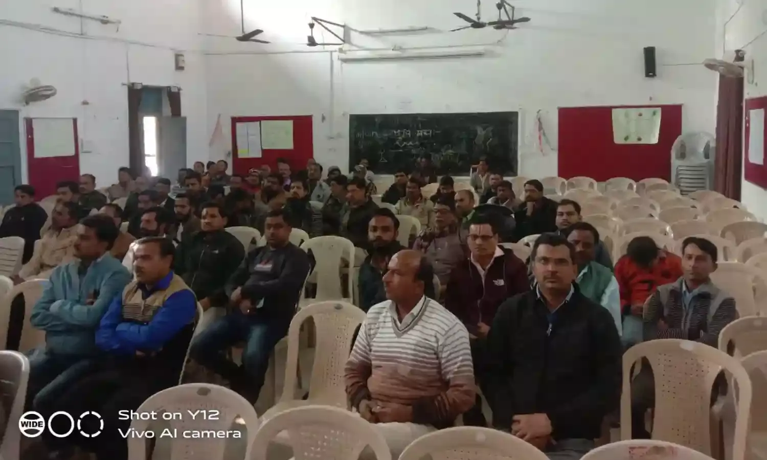 डीईओ ने विद्यालय प्रमुखों व संचालकों के साथ की बैठक