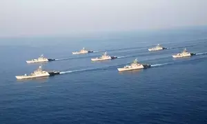 नौसेना ने अरब सागर में जहाज पर हमले का दिया जवाब