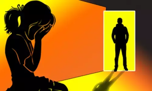 खंडवा में सोशल मीडिया के दोस्तों ने नाबालिग लड़की से किया गैंगरेप खंडवा में सोशल मीडिया के दोस्तों ने नाबालिग लड़की से किया गैंगरेप