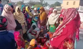 नोएडा प्राधिकरण के समक्ष आज होगी 81 गांवों की महापंचायत नोएडा प्राधिकरण के समक्ष आज होगी 81 गांवों की महापंचायत
