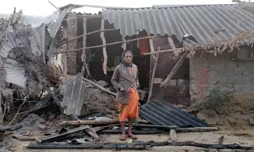 जंगली हाथियों ने 5 मकानों और 1 कुटिया को कर दिया ध्वस्त जंगली हाथियों ने 5 मकानों और 1 कुटिया को कर दिया ध्वस्त