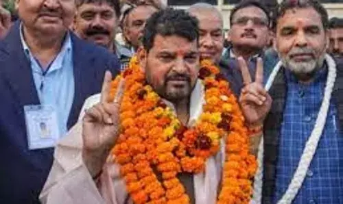 डब्ल्यूएफआई प्रमुख संजय सिंह बोले : सरकार से बात करेंगे, पैनल के निलंबन पर कानूनी सलाह लेंगे
