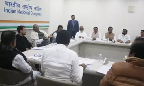 मल्लिकार्जुन खड़गे ने लोकसभा चुनाव की तैयारियों पर आंध्र के नेताओं के साथ बैठक की अध्यक्षता की