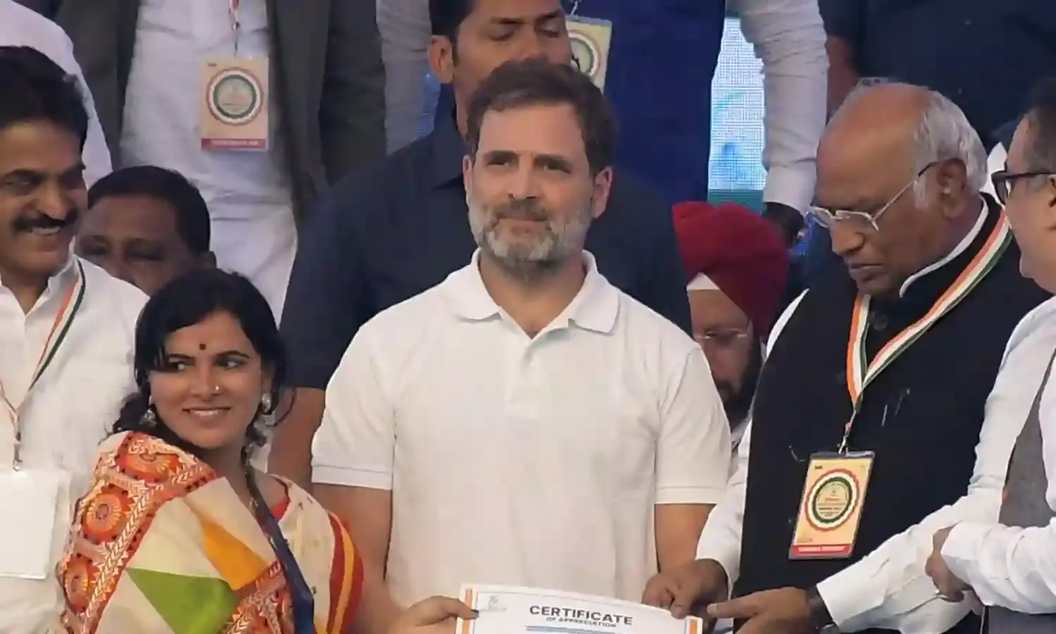 देश को गुलामी की ओर ले जा रही है आरएसएस की विचारधारा, वो भजन करते हुए पास आएंगे तुम सब भूल मत जाना