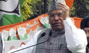 पार्टी स्थापना दिवस पर खड़गे ने कहा - कांग्रेस का मकसद है लोक कल्याण