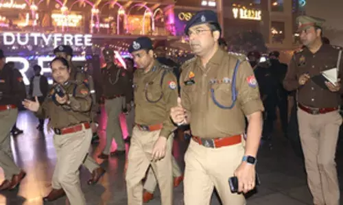 नोए़़डा में नए साल के जश्न को लेकर पुलिस ने पूरी की तैयारी, 300 कर्मियों की तैनाती नोए़़डा में नए साल के जश्न को लेकर पुलिस ने पूरी की तैयारी, 300 कर्मियों की तैनाती