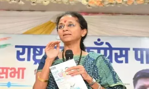 भाजपा के दिल्ली दरबार में देवेंद्र फडणवीस के रूप में हो रहा मराठी मानुष का अपमान