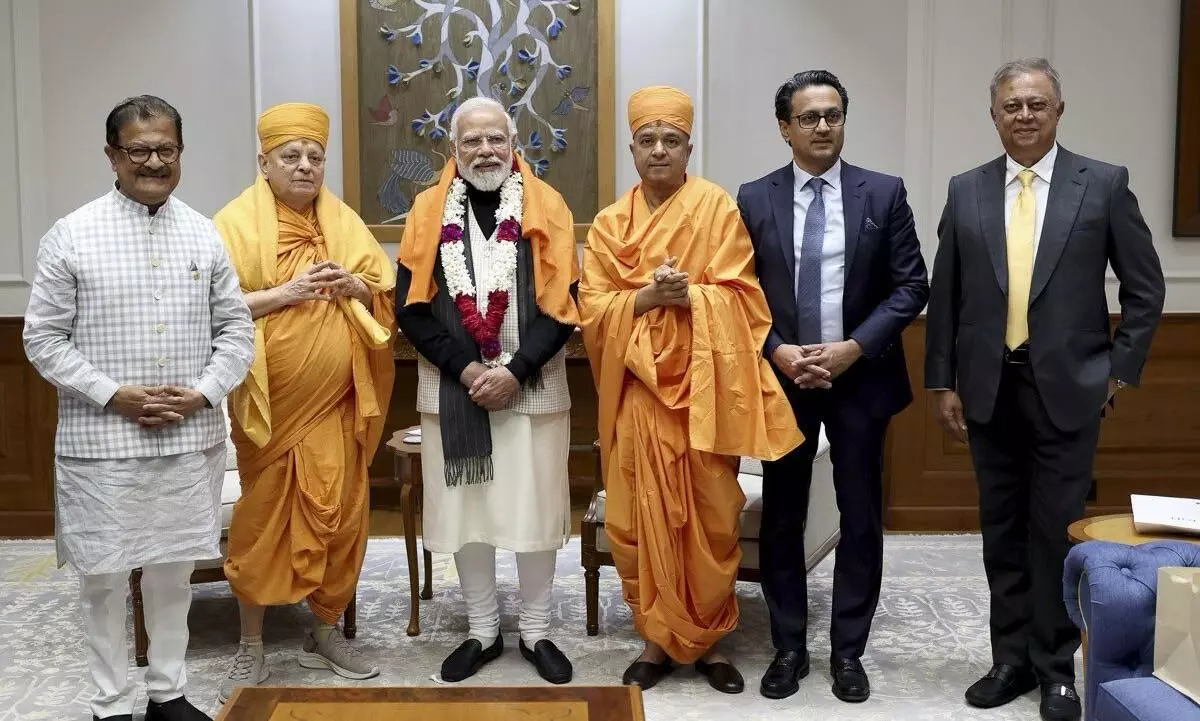 प्रधानमंत्री श्री नरेंद्र मोदी ने बीएपीएस हिंदू मंदिर अबू धाबी के उद्घाटन का आमंत्रण स्वीकार किया प्रधानमंत्री श्री नरेंद्र मोदी ने बीएपीएस हिंदू मंदिर अबू धाबी के उद्घाटन का आमंत्रण स्वीकार किया