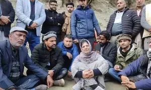 पुंछ में पीड़ित परिवारों से मिलने की इजाजत नहीं : महबूबा मुफ्ती