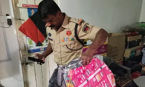 नायलॉन मांजा जब्त, मनपा ने बनाया संयुक्त जांच दल नायलॉन मांजा जब्त, मनपा ने बनाया संयुक्त जांच दल