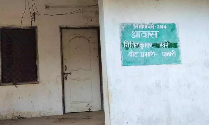 चौकीदारों के भरोसे वन सुरक्षा, डिप्टी और बीर्ड गार्ड रहते हैं गायब चौकीदारों के भरोसे वन सुरक्षा, डिप्टी और बीर्ड गार्ड रहते हैं गायब