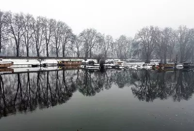 कश्मीर की वादियों में नये साल का जश्न मनाने पर हो सकते हैं निराश, स्नोफॉल की उम्मीद कम कश्मीर की वादियों में नये साल का जश्न मनाने पर हो सकते हैं निराश, स्नोफॉल की उम्मीद कम
