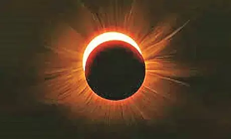 भारत से इस वर्ष एक खंडग्रास चंद्रग्रहण और खग्रास सूर्य के दर्शन भारत से इस वर्ष एक खंडग्रास चंद्रग्रहण और खग्रास सूर्य के दर्शन