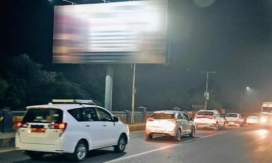 पाँच साल में भी नहीं वसूल पाए 10 करोड़ से अधिक का बकाया, इस साल फिर दबा लिए 1.77 करोड़ रुपए पाँच साल में भी नहीं वसूल पाए 10 करोड़ से अधिक का बकाया, इस साल फिर दबा लिए 1.77 करोड़ रुपए