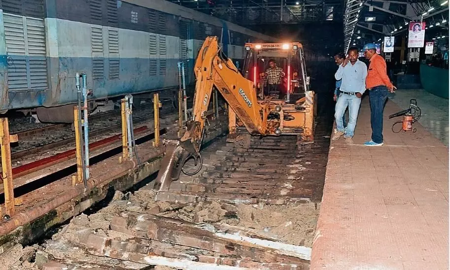 मालगाड़ियों को बायपास करने अलग से बनेगा नया रेल ट्रैक, 60 किमी होगी लंबाई मालगाड़ियों को बायपास करने अलग से बनेगा नया रेल ट्रैक, 60 किमी होगी लंबाई