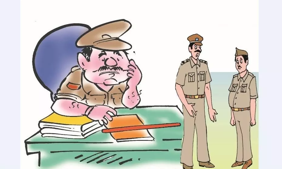 बातों में उलझाकर अकाउंट से गायब कर दिए डेढ़ लाख बातों में उलझाकर अकाउंट से गायब कर दिए डेढ़ लाख