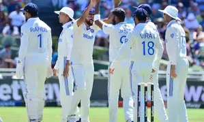 सिराज के कहर से द.अफ्रीका 55 पर ढेर, भारत चायकाल तक 111/4