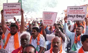 भाजपा ने हुबली के कार सेवक की गिरफ्तारी की निंदा करते हुए पूरे कर्नाटक में विरोध प्रदर्शन किया