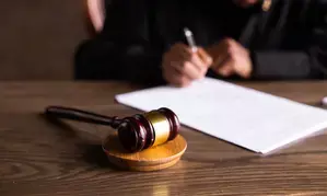 सिंगापुर में भारतीय मूल के सहकर्मी की मौत के आरोप से बरी हुआ कर्मचारी