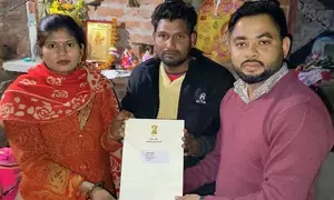 पीएम मोदी ने मीरा माझी को लिखी चिट्ठी, टी सेट समेत परिवार को भेजे खास उपहार