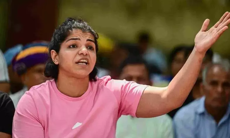 साक्षी मलिक ने प्रेस कांफ्रेंस कर सरकार से मांगी सुरक्षा, बृजभूषण सिंह पर परिवार को धमकाने का लगाया आरोप