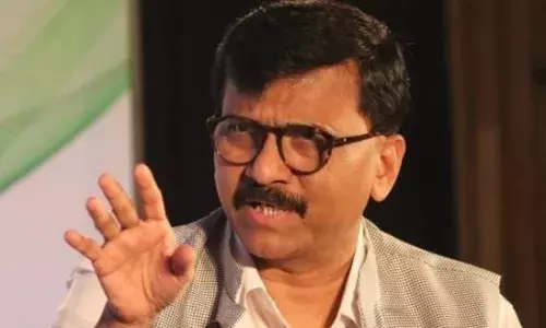 अब महानंद को भी गुजरात शिफ्ट करने की तैयारी में है राज्य सरकार- संजय राऊत अब महानंद को भी गुजरात शिफ्ट करने की तैयारी में है राज्य सरकार- संजय राऊत