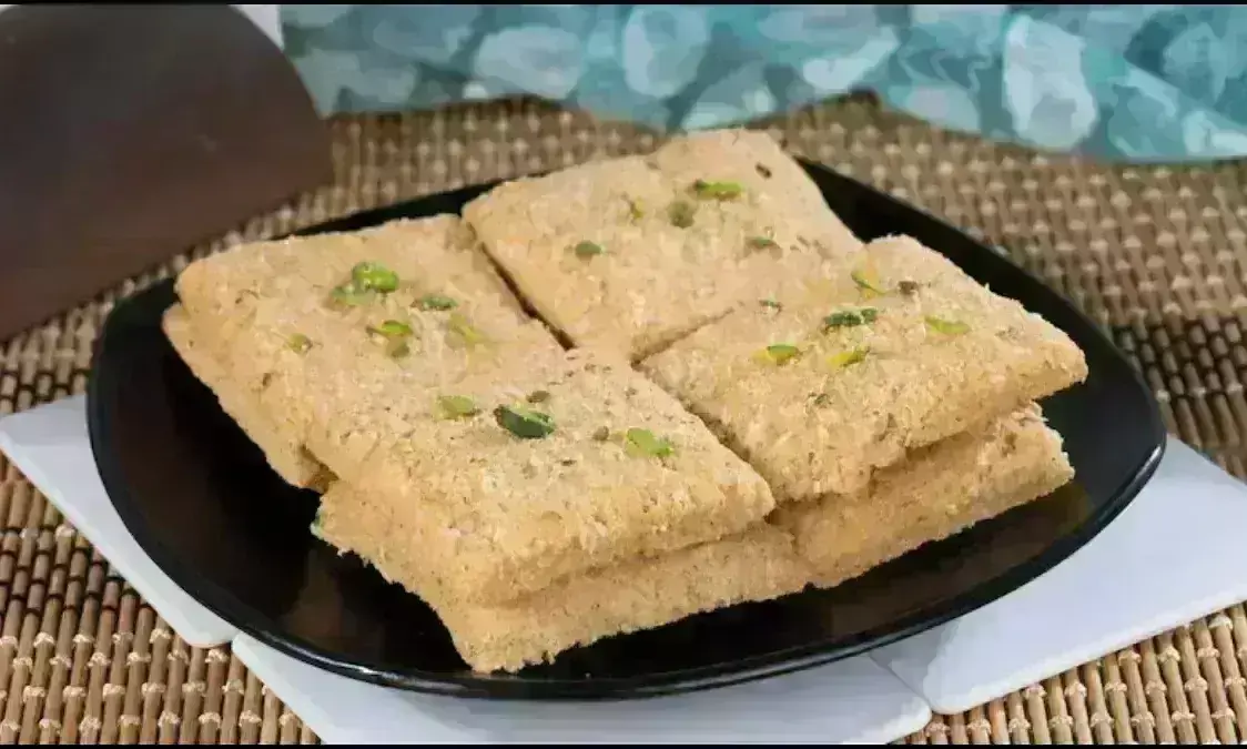 गजक के बिना अधूरा है लोहड़ी का त्योहार, इस आसान रेसिपी से करें तैयार