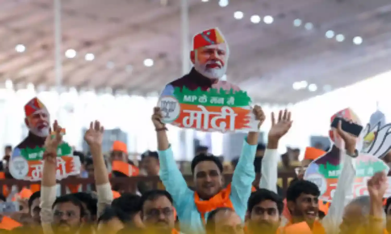 मध्य प्रदेश में भाजपा और सरकार की नजर आदिवासी वोट बैंक पर