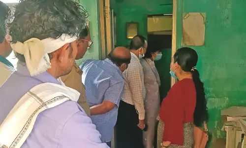 अतिरिक्त आयुक्त ने डंपिंग यार्ड का किया औचक निरीक्षण अतिरिक्त आयुक्त ने डंपिंग यार्ड का किया औचक निरीक्षण