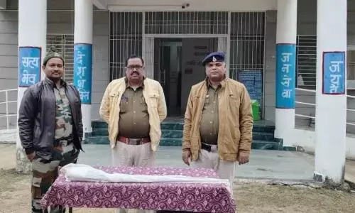 युवक पर गोली चलाने वाला बदमाश गिरफ्तार युवक पर गोली चलाने वाला बदमाश गिरफ्तार