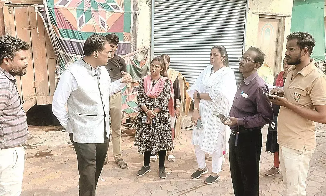 बकायादारों ने बिल नहीं दिया, वसूली के लिए हुआ दामिनी दलों का गठन