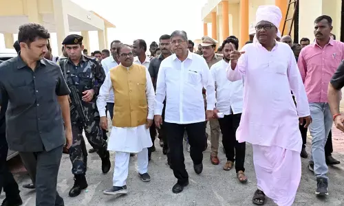 मराठी विद्यापीठ के कार्य में तेजी लाएं मराठी विद्यापीठ के कार्य में तेजी लाएं