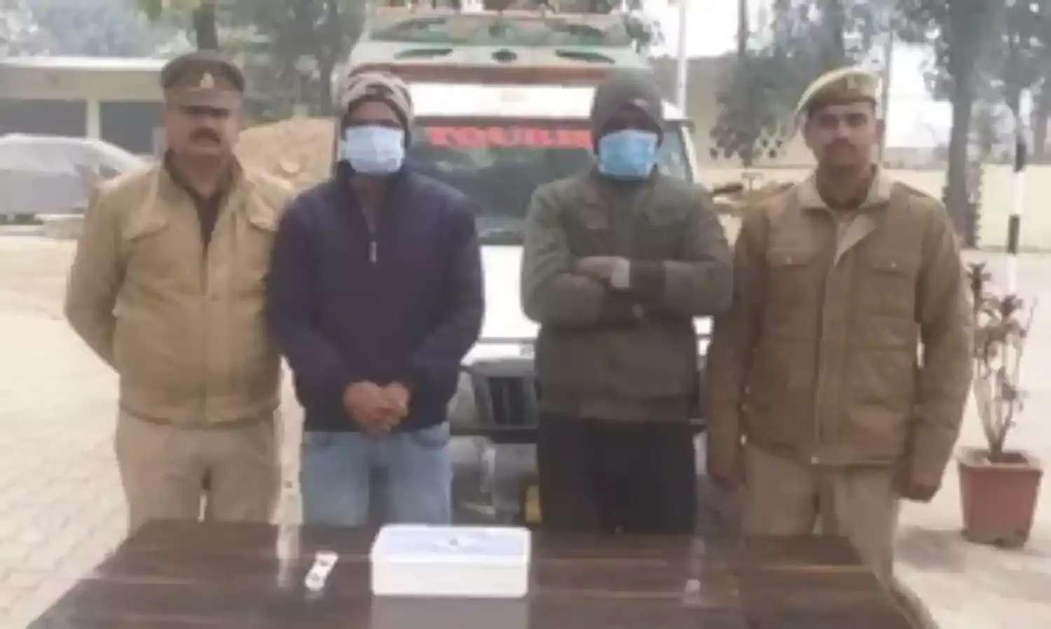 बिजनौर : पुलिस और लुटेरों के बीच मुठभेड़, दो आरोपी गिरफ्तार