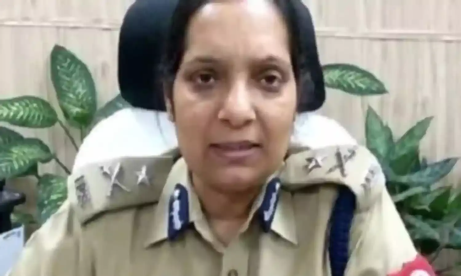 पुलिस कमिश्नर लक्ष्मी सिंह ने किया औचक निरीक्षण, 28 पुलिसकर्मी लाइन हाजिर