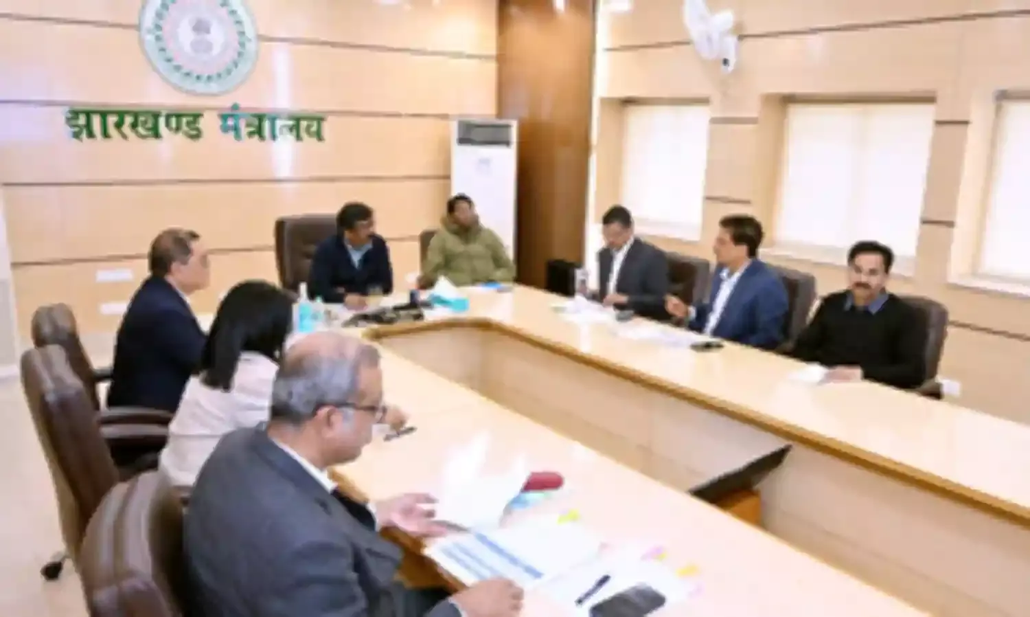 सीएम हेमंत ने बजट की तैयारियों पर की बैठक, कहा- गांव, किसान, युवा, छात्र पर रहे फोकस