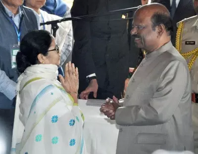 मानवाधिकार आयोग के सदस्य की नियुक्ति को लेकर बंगाल राजभवन और सचिवालय में खींचतान बढ़ी मानवाधिकार आयोग के सदस्य की नियुक्ति को लेकर बंगाल राजभवन और सचिवालय में खींचतान बढ़ी