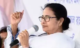 ममता ने पीएम से बंगाली को शास्त्रीय भाषा सूची में शामिल करने का आग्रह किया