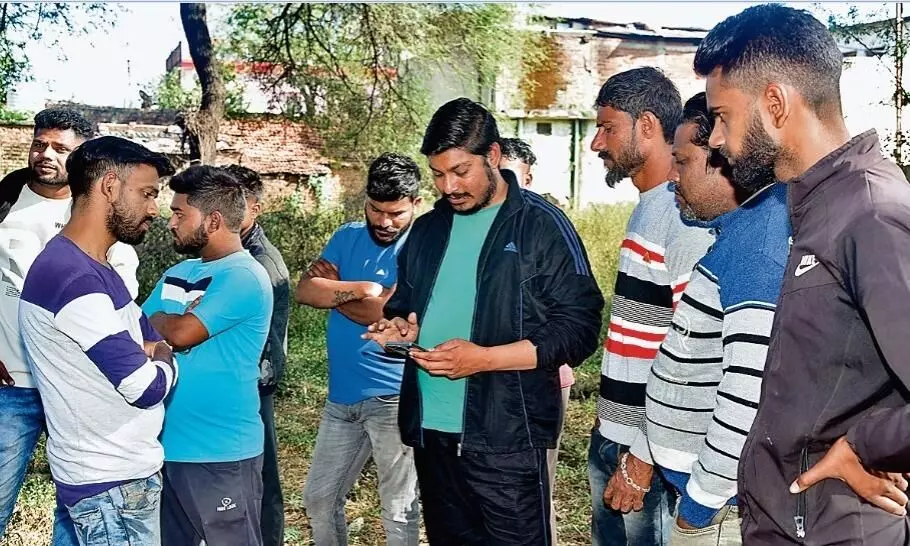 रंजिश के चलते युवक की हत्या, फैली सनसनी रंजिश के चलते युवक की हत्या, फैली सनसनी